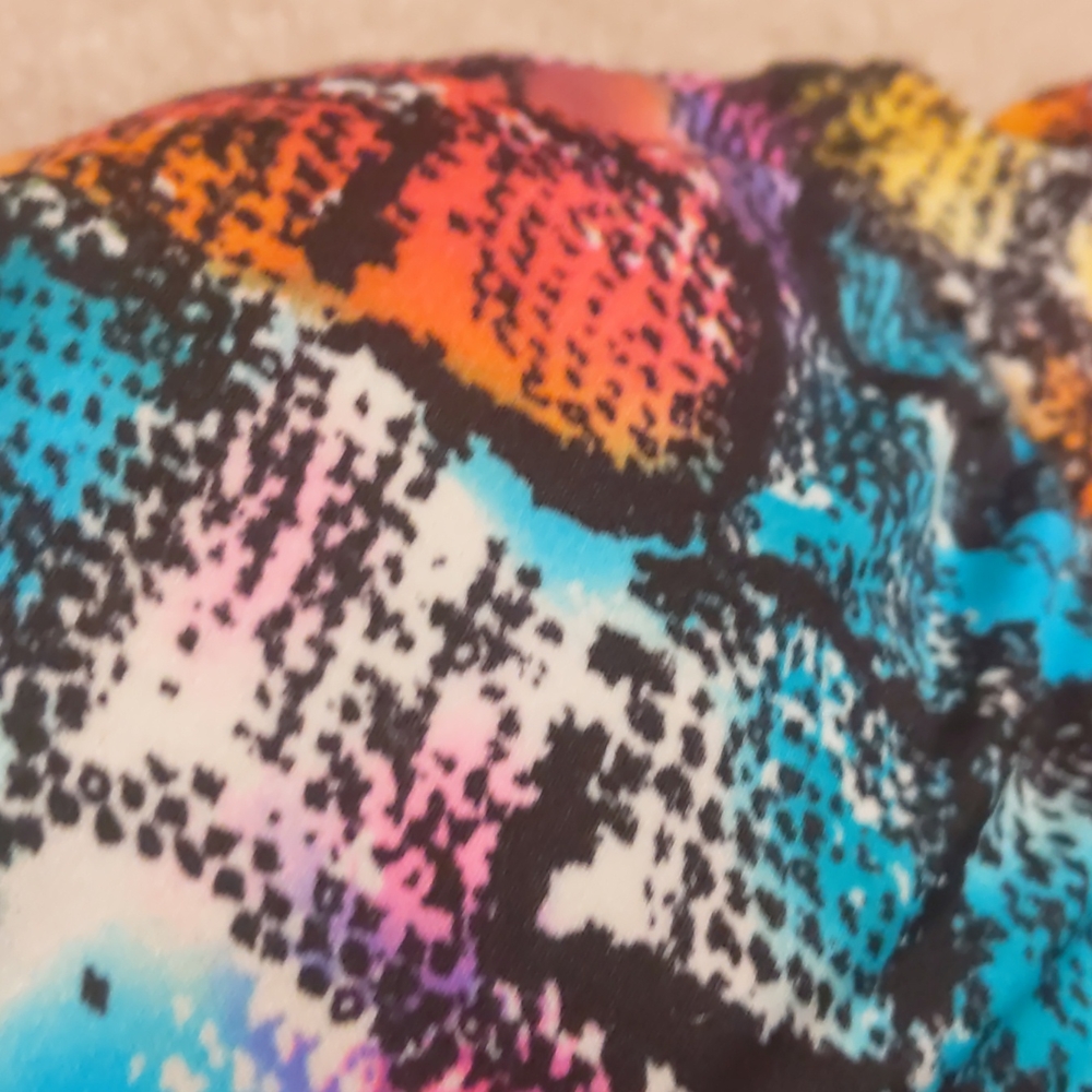 Multicoloured Roxy bikini size small - Picture 2 of 3